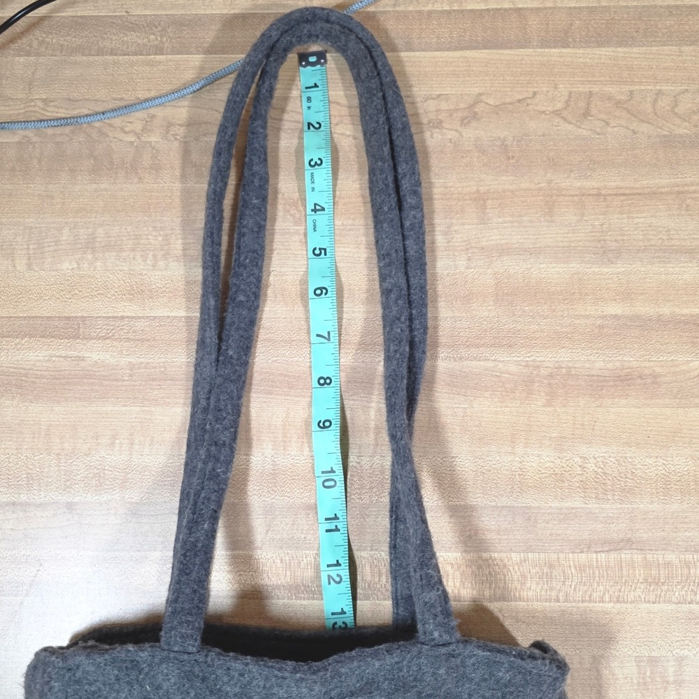 Gray Felt Shoulder Bag Whimsical Mushroom Caterpillar Applique Zipper  closure - Picture 7 of 7